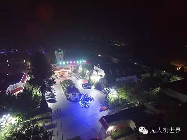 北京飞手李晟：第一次飞行飞机落地时两手都是汗